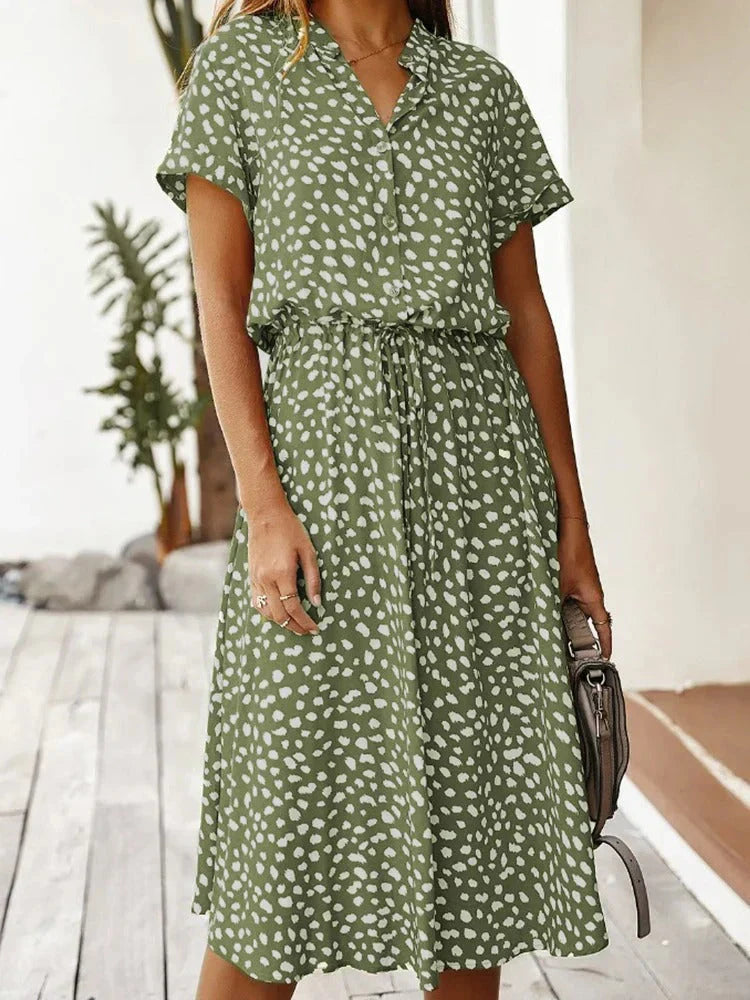 Corvelle green dress side view