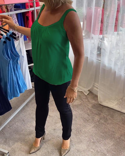 Lievanne — sleeveless top view 12