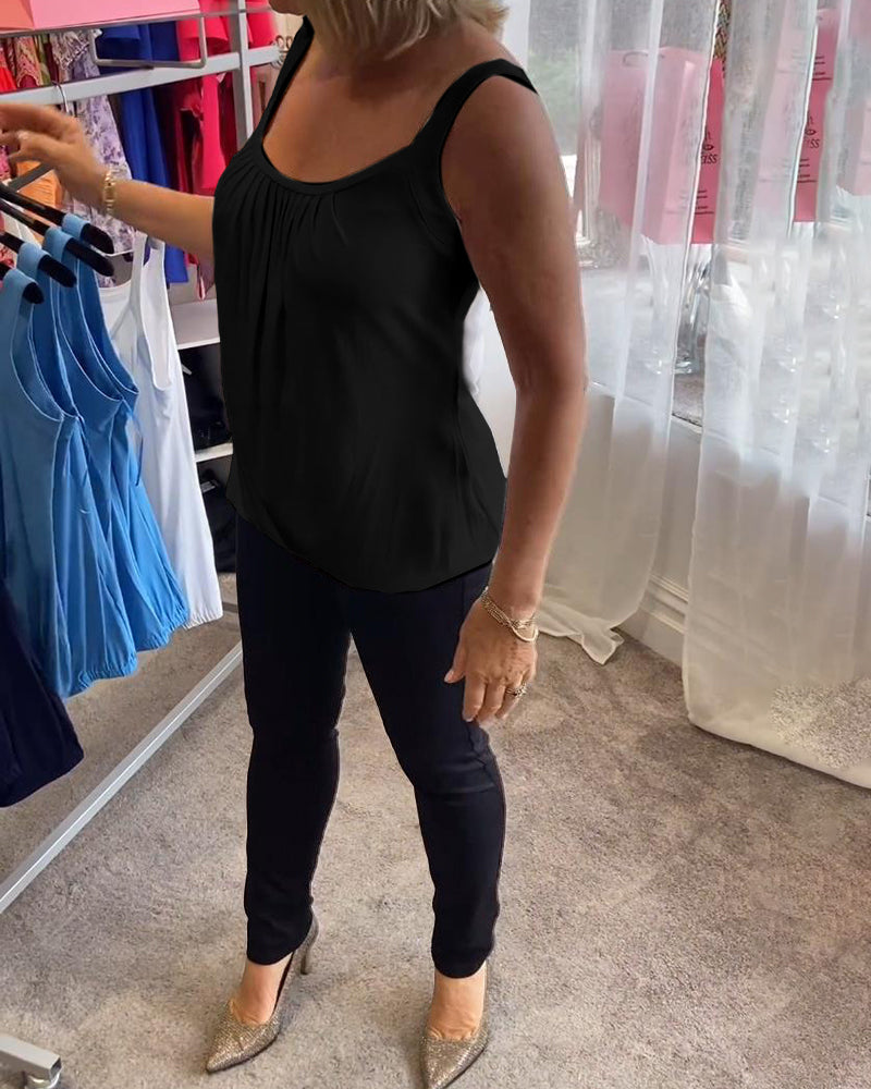 Lievanne — sleeveless top view 20