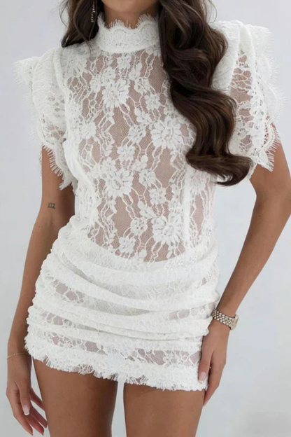 Crevelle — neckline detail