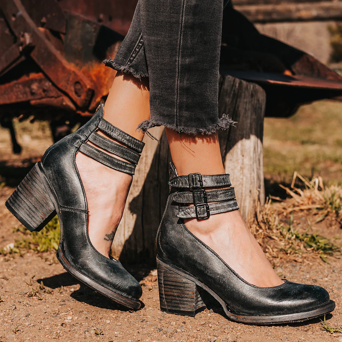 Norelle — heels view 2
