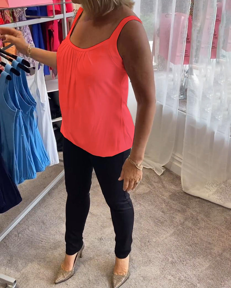Lievanne — sleeveless top view 16
