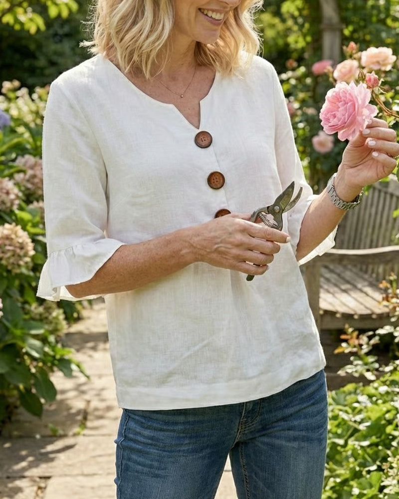 Rolvene blouse lifestyle shot