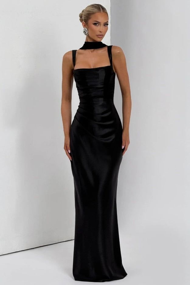 Wervane black mermaid dress front