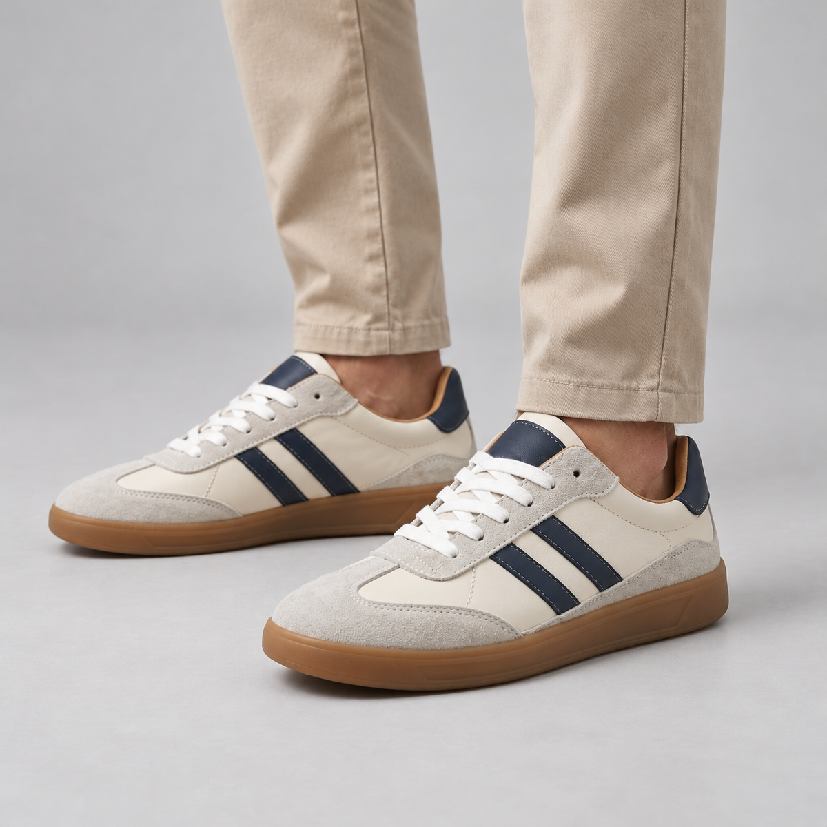 Men's Classic Retro Trainers, Lace-Up Sneakers - view 15