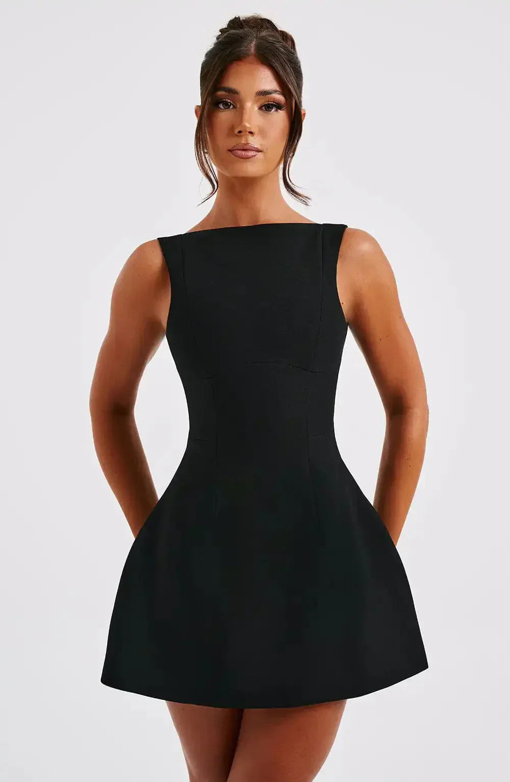 Vivenne — mini dress
