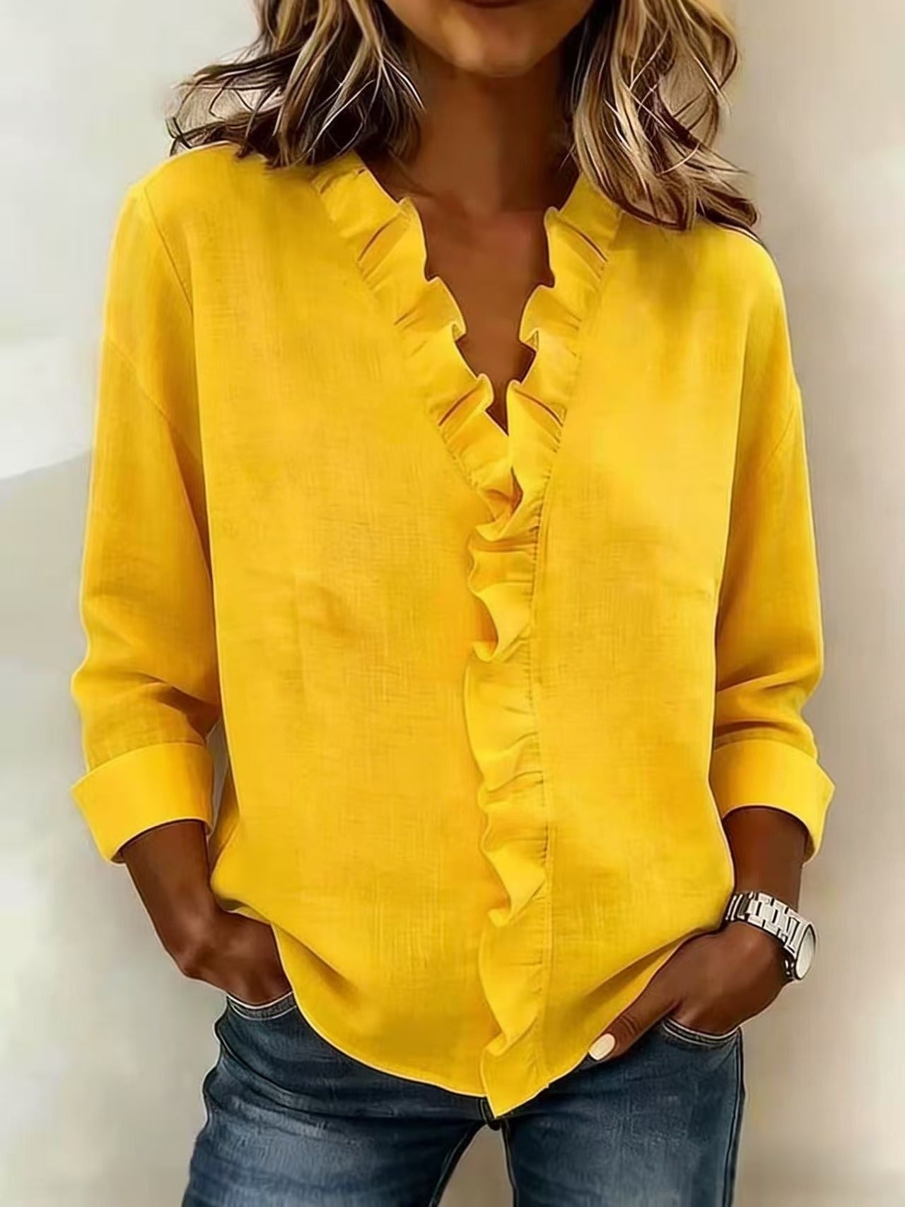Gioia | V-neck blouse with ruffle detail - Yellow