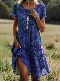 Quinelle | Elegant figure-flattering dress