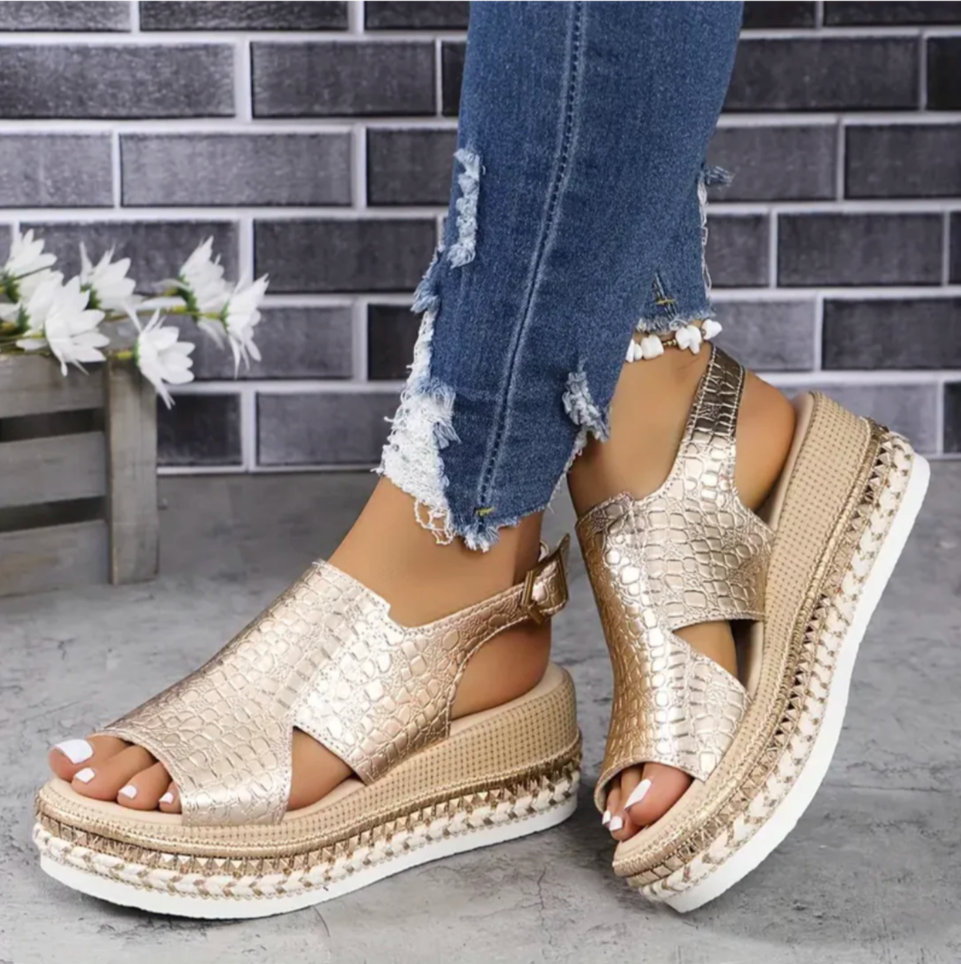 Chloé — sandals view 3