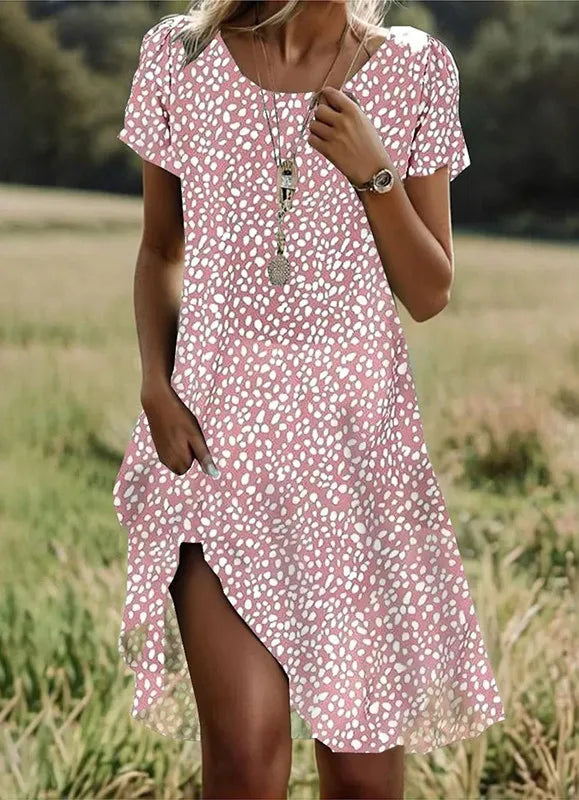 Quinelle | Elegant figure-flattering dress