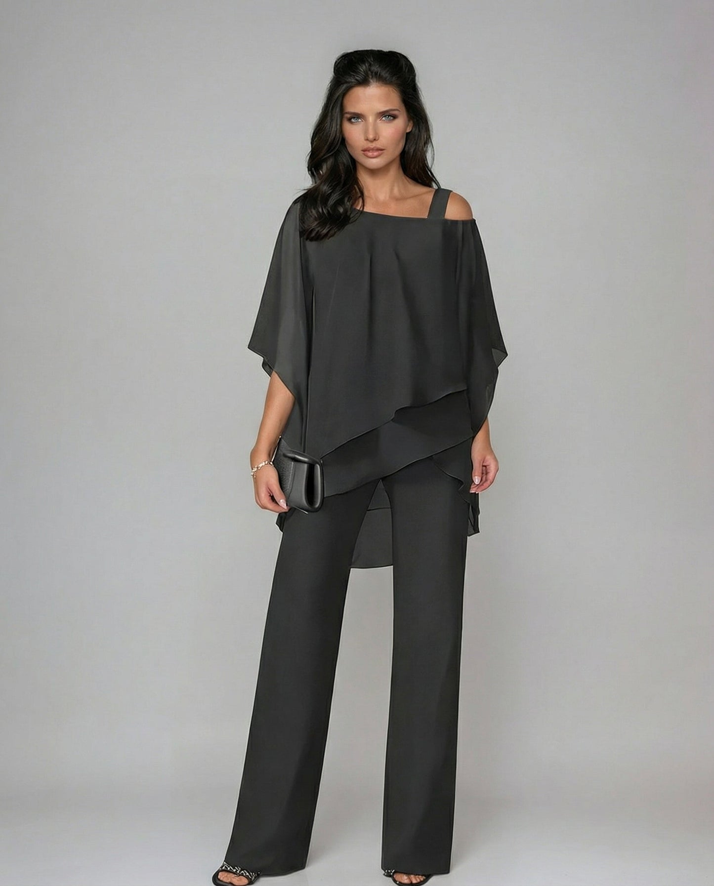 Delvora | Flowing asymmetric wide-leg two-piece set