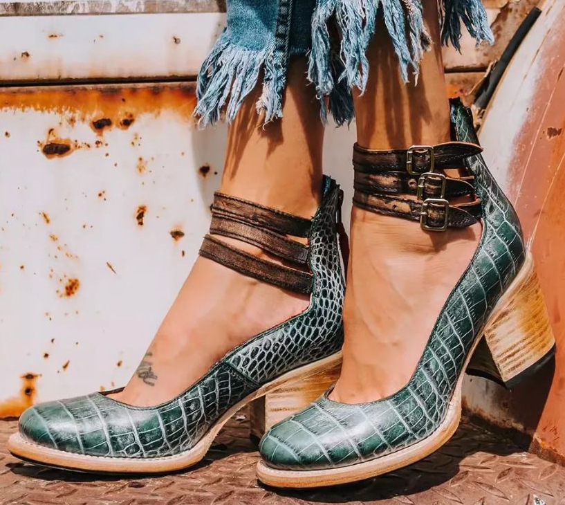 Norelle — heels view 8