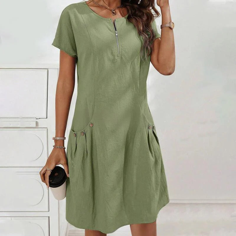 Talvine | Half-zip button-pocket dress