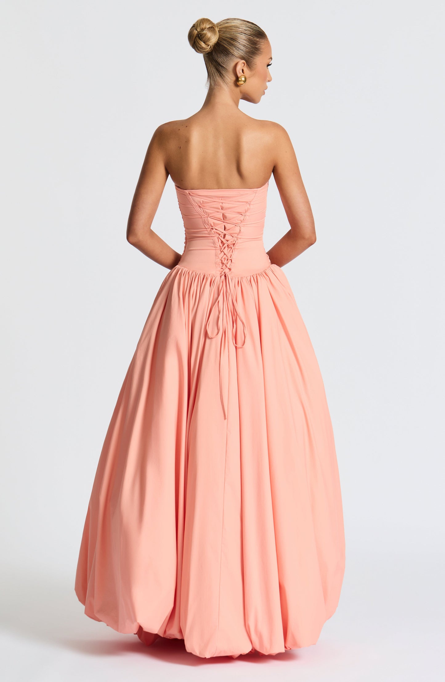 Tolvane peach dress back detail