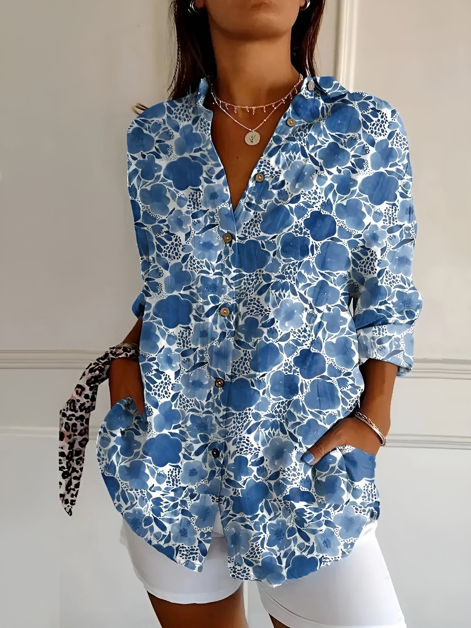 Liravelle — blouse view 6