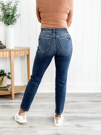 Judy | High Waist Shaping Jeans